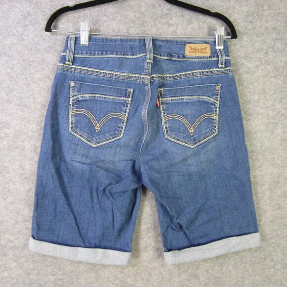 Levis Denim Bermuda Shorts Womens 6 Blue Cuffed Jean Mid Rise Casual Summer - Picture 6 of 7